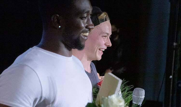Farba Dieng und Julius Nitschkoff (r.), Foto: Jörn Manzke/FILMLAND MV